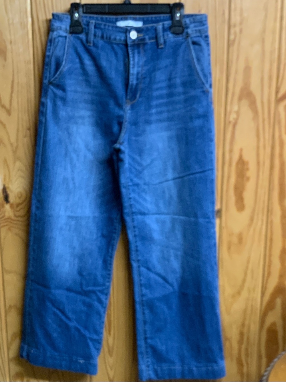 Women’s Blue Barrel-Leg Jeans